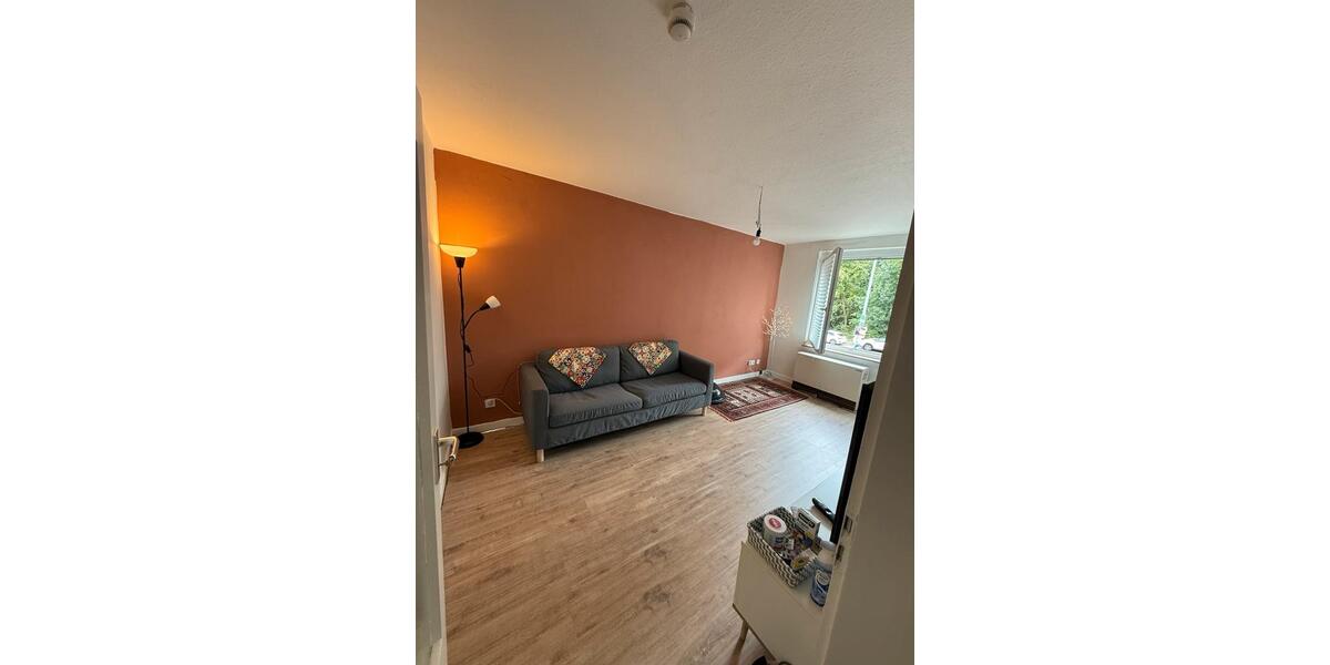 Etagenwohnung Essen Stadtbezirk VI - 1 Zimmer, 44 m&sup2;, 420&euro; | Angebot:24521533