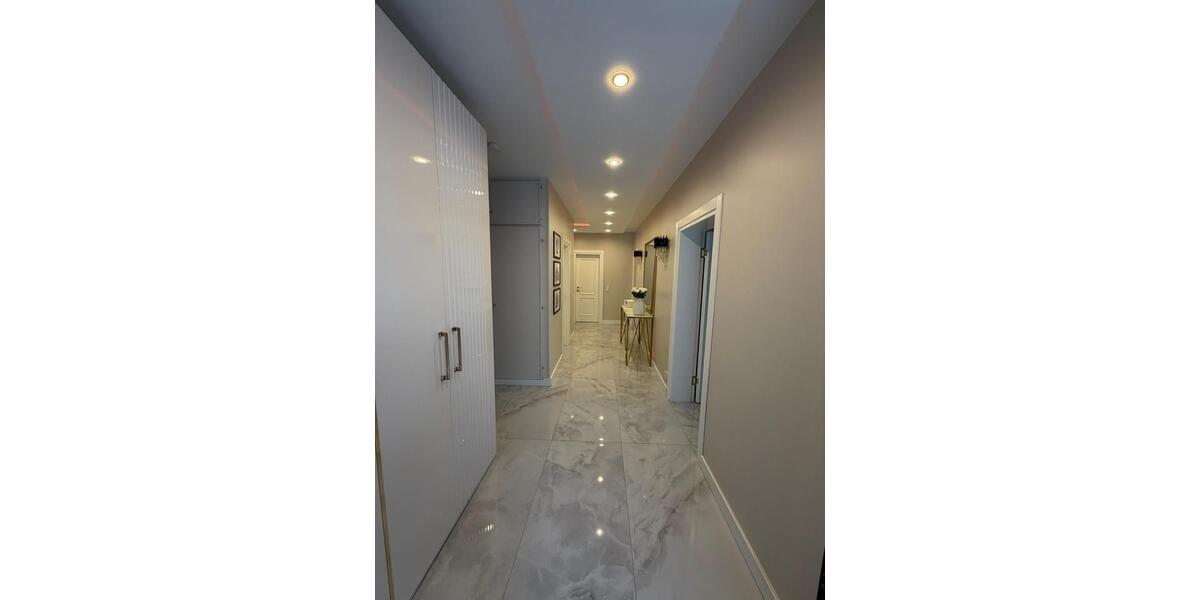 Exklusive und schicke Eigentumswohnung von privatErbpacht 4.5 zimmer