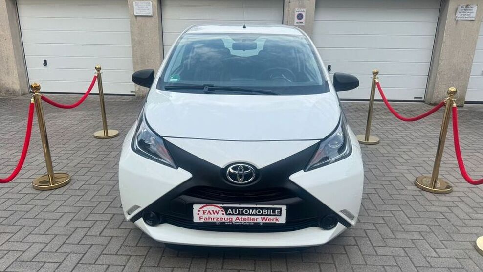 Aygo (X)