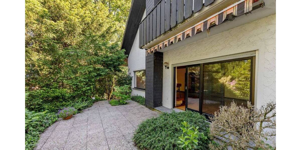 Freistehendes 185 m2 Ein- oder Zweifamilienhaus in Massivbauweise 6 zimmer