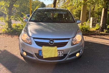 Opel Corsa 196.366 km 2.700 &euro; Bottrop 46242