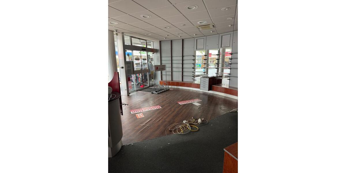 Repräsentative Gewerbefläche, Ladenlokal 1-A Lage in Herten Mitte zimmer