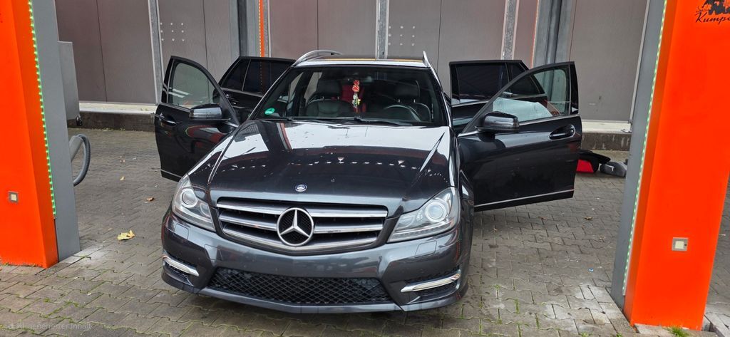 Mercedes-Benz C 250 218.000 km 9.500 € Gelsenkirchen 45881