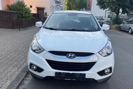 Hyundai ix35 121.000 km 9.999 &euro; Gelsenkirchen 45879