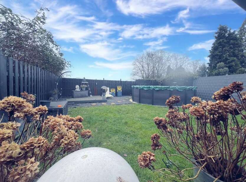 Haus zum Kaufen in Oberhausen 349.000 € 98 m²
