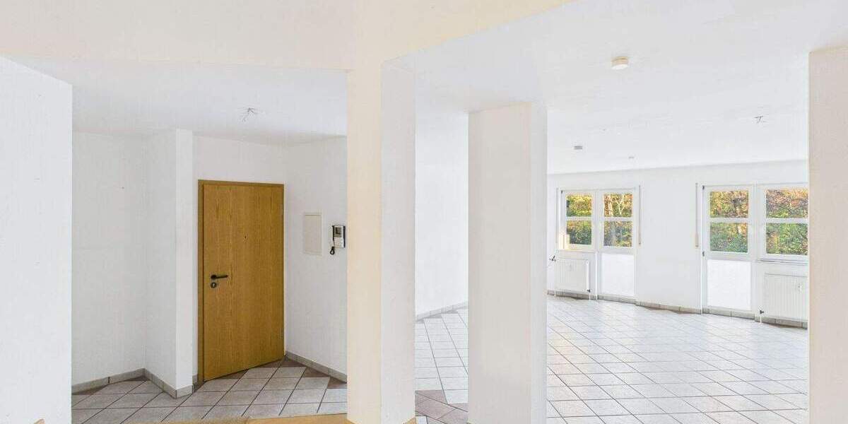 Etagenwohnung Recklinghausen Stadtmitte - 2 Zimmer, 106 m&sup2;, 229.500&euro; | Angebot:23755319