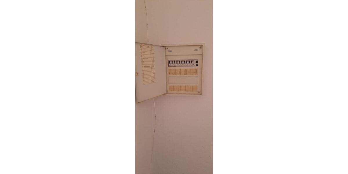 Erdgeschoßwohnung Duisburg Duisburg-Mitte - 1.5 Zimmer, 32 m&sup2;, 480&euro; | Angebot:25571240