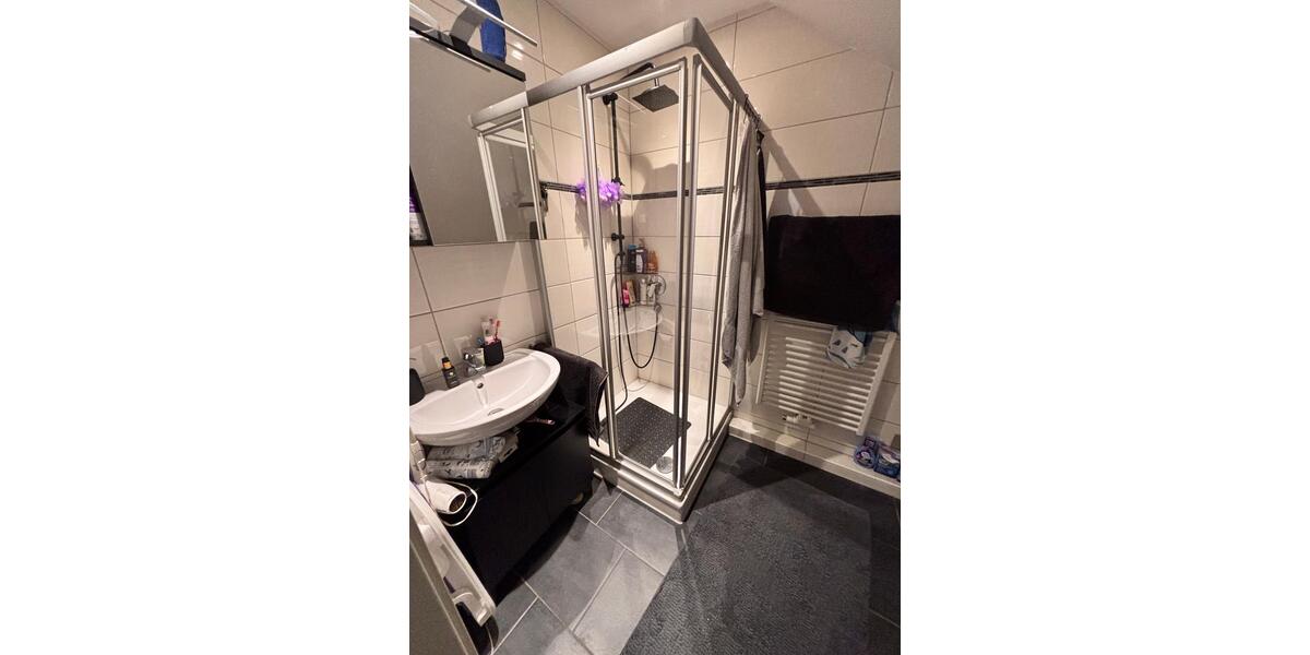 Helle Dachgeschosswohnung - zentral in Haßlinghausen! 3 zimmer