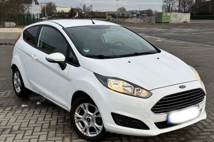 Ford Fiesta 93.300 km 6.500 &euro; Herne 44625
