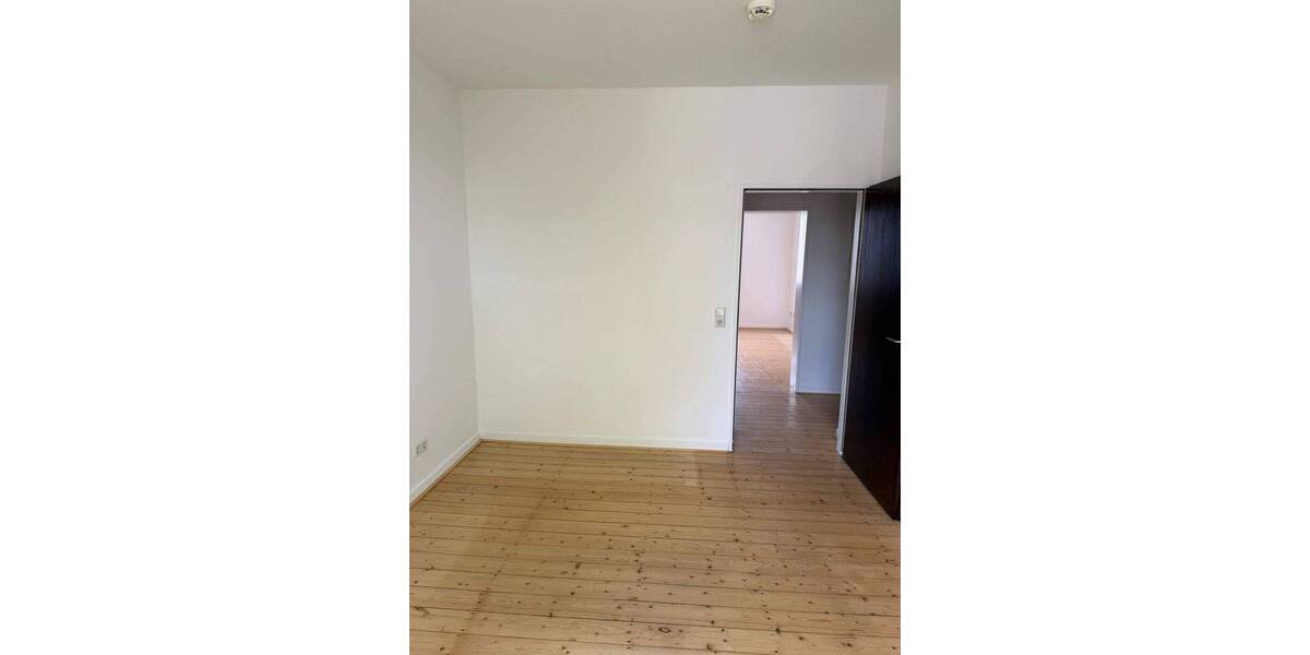 Etagenwohnung Duisburg Neudorf-Süd - 2 Zimmer, 39 m&sup2;, 340&euro; | Angebot:26851731