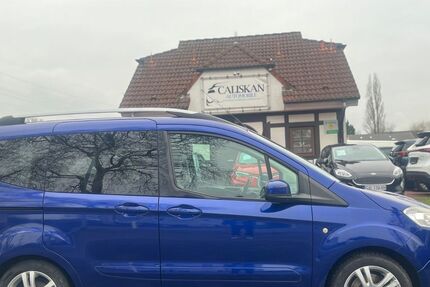 Ford Tourneo Courier 189.544 km 4.990 &euro; Dinslaken 46539