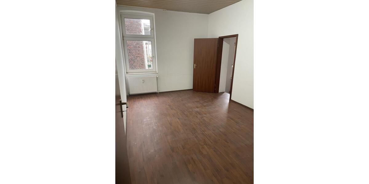 Gemütliche 3 - Zimmer - Wohnung zu vermieten mit WBS!!! 2 zimmer