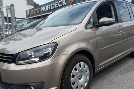 VW Touran 221.129 km 5.990 &euro; Velbert 42551