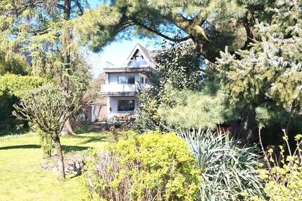 Haus Neukirchen-Vluyn Vluyn - 7 Zimmer, 184 m&sup2;, 530.000&euro; | Angebot:26113406