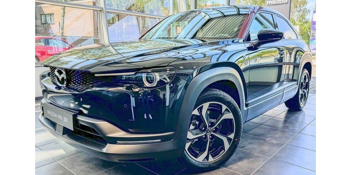 Mazda MX-30 6.948 km 28.995 € Duisburg 47166