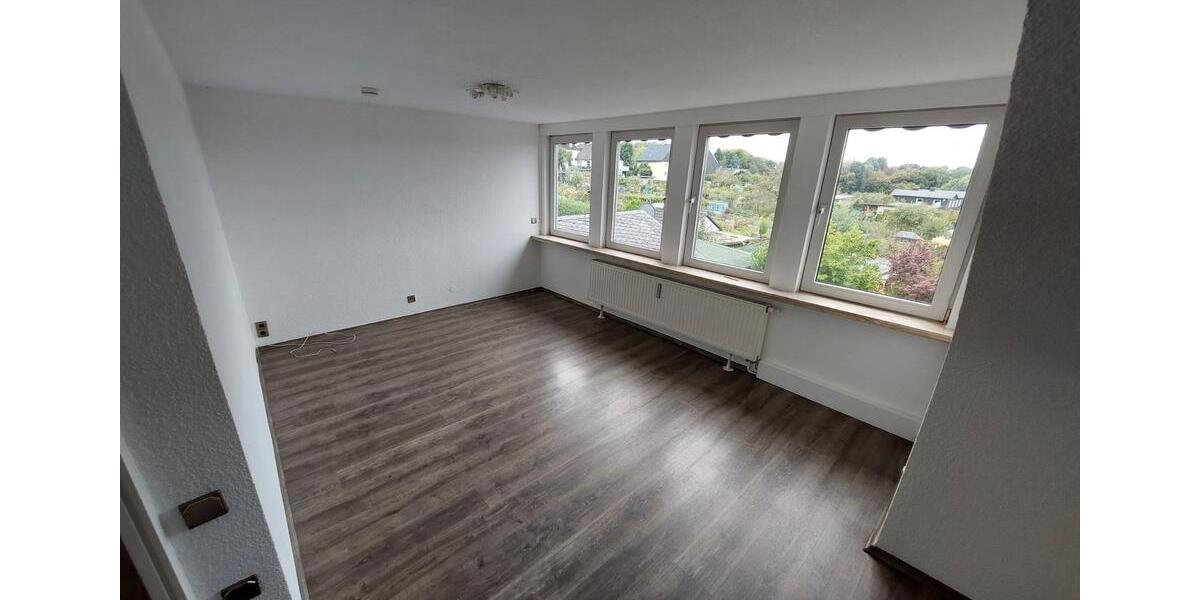 Dachgeschoßwohnung Velbert - 2 Zimmer, 50 m&sup2;, 490&euro; | Angebot:27592869