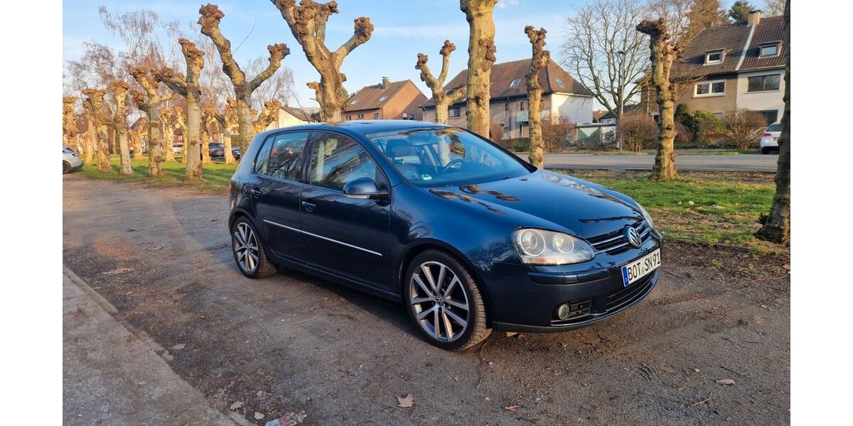 VW Golf 205.000 km 3.450 &euro; Bottrop 46242