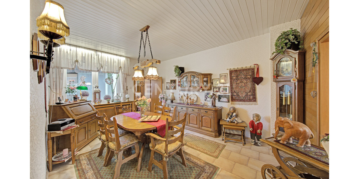 Entwicklungspotenzial für Investoren: Wohn- und Geschäftshaus PLUS Bau-Gewerbegrundstück! - Mehrfamilienhaus, Wohnhaus Castrop-Rauxel Habinghorst Rauxel Habinghorst | Angebot:27083602