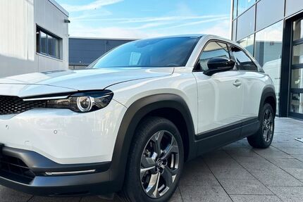 Mazda MX-30 16.917 km 14.900 € Oberhausen 46149