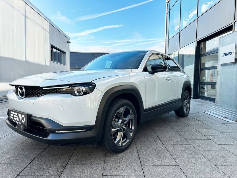 Mazda MX-30 16.917 km 14.900 € Oberhausen 46149