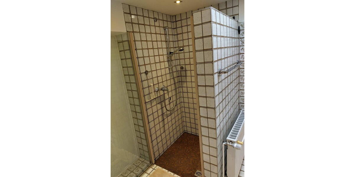 Einfamilienhaus Ratingen-Lintorf Lintorf - 7 Zimmer, 187 m&sup2;, 725.000&euro; | Angebot:26318909