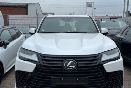 Lexus LX 500 3.500 km 199.999 € Essen 45133
