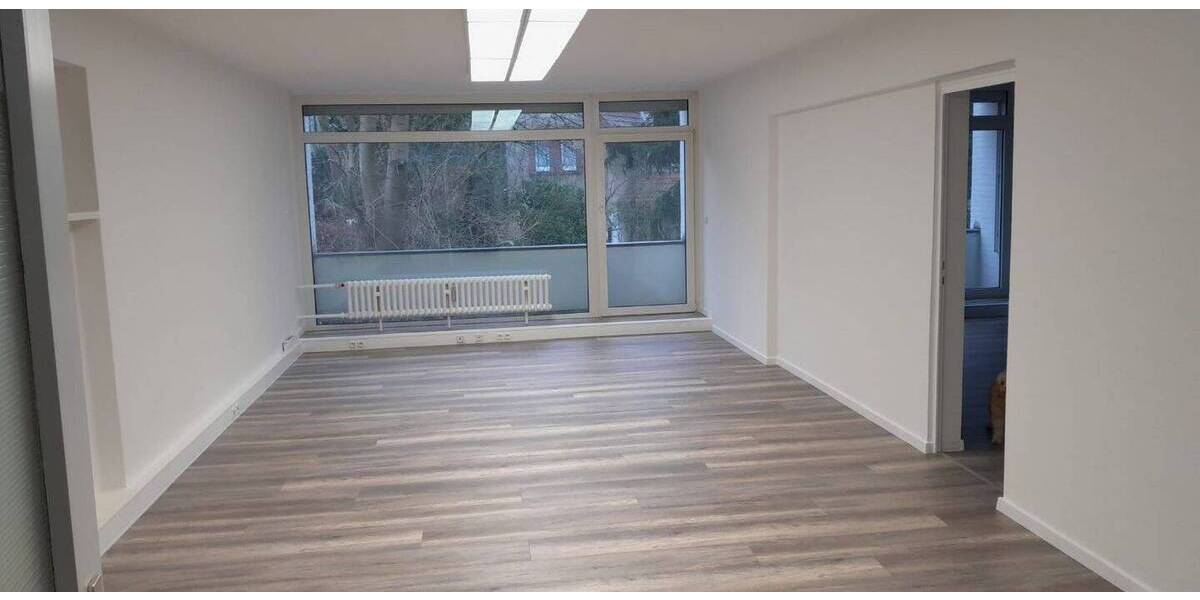 Sehr funktionale Büro- Praxis oder Galeriefläche in gutsichtbarer und frequentierter Lage 5 zimmer