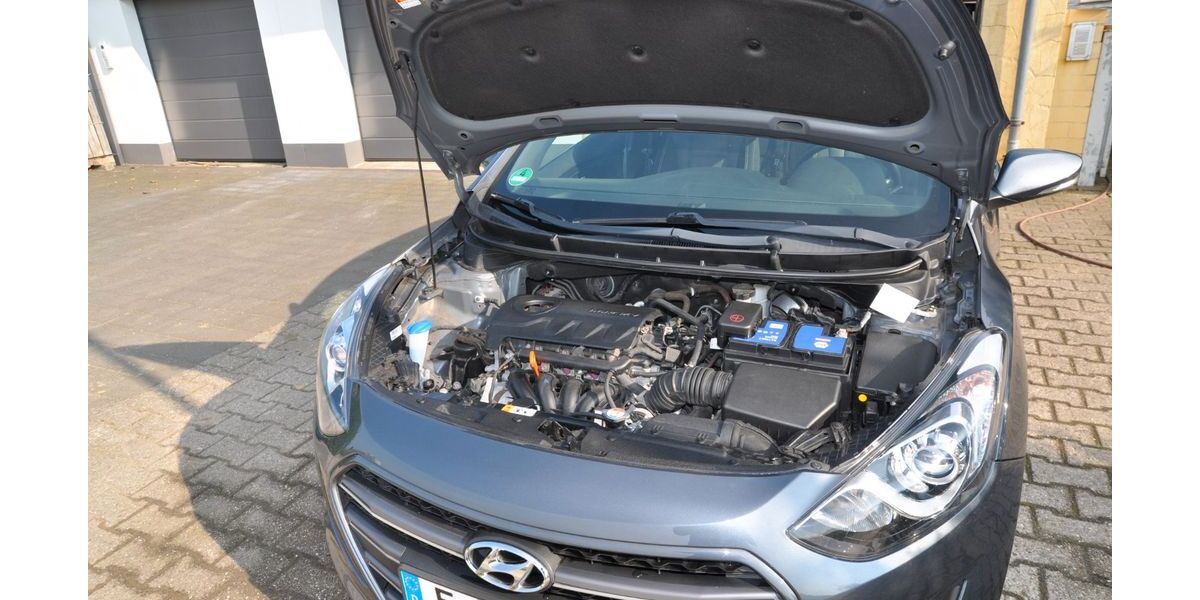 Hyundai i30 28.000 km 11.300 &euro; Essen 45149