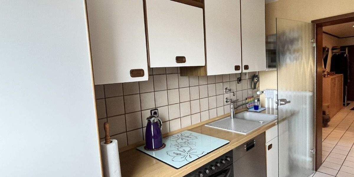 Etagenwohnung Duisburg Bergheim - 3 Zimmer, 81 m&sup2;, 175.000&euro; | Angebot:23048289