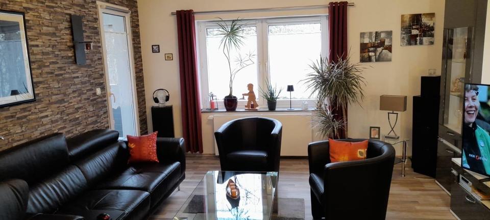 Etagenwohnung Gelsenkirchen Ückendorf - 2 Zimmer, 72 m&sup2;, 700&euro; | Angebot:25236290