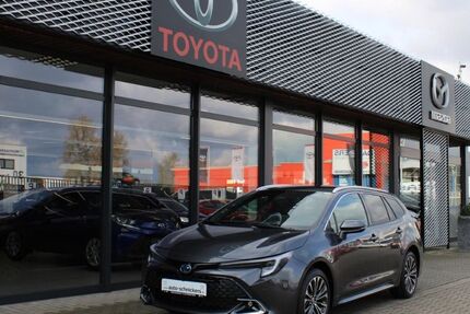 Toyota Corolla 18.054 km 28.740 &euro; Moers 47441