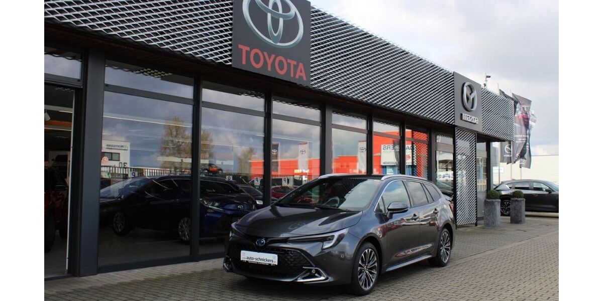 Toyota Corolla 18.054 km 28.740 &euro; Moers 47441