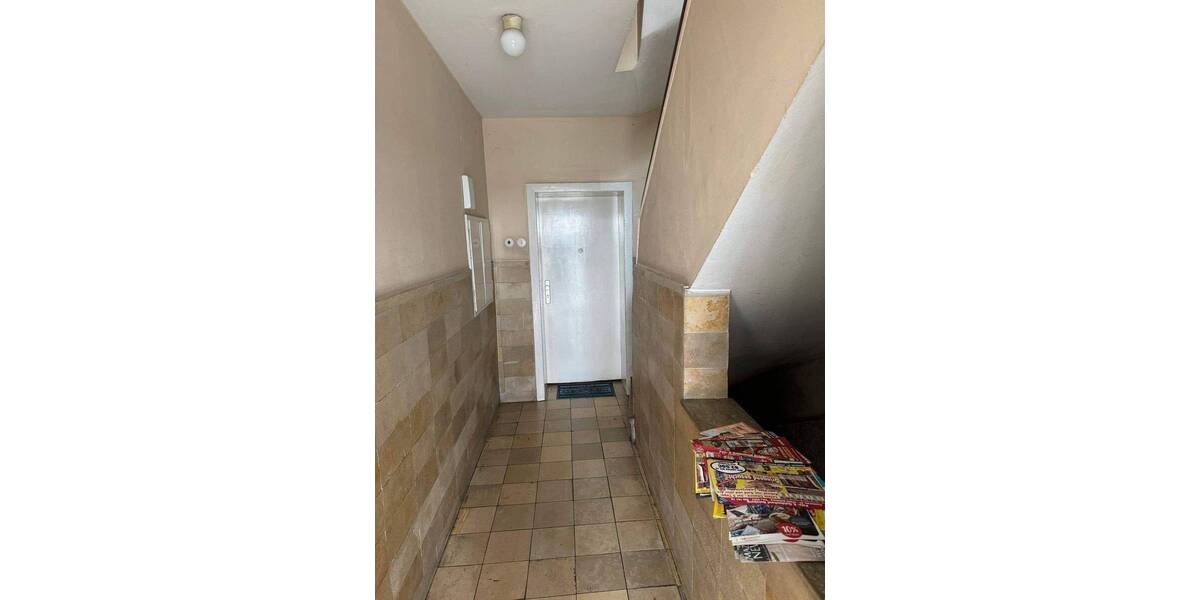 Mehrfamilienhaus mit Gewerbeeinheit im Hof am Innenhafen 1 zimmer