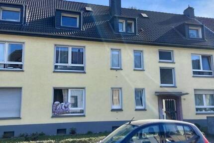2 Gepflegte Mehrfamilienhäuser mit 12 Wohnungen und 16 Garagen 3 zimmer