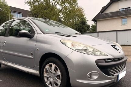 Peugeot 206 144.000 km 2.800 &euro; Ratingen 40880