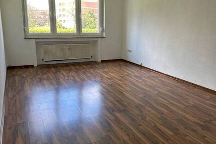 Wohnung Moers Hochstraß - 3 Zimmer, 70 m&sup2;, 840&euro; | Angebot:26053041