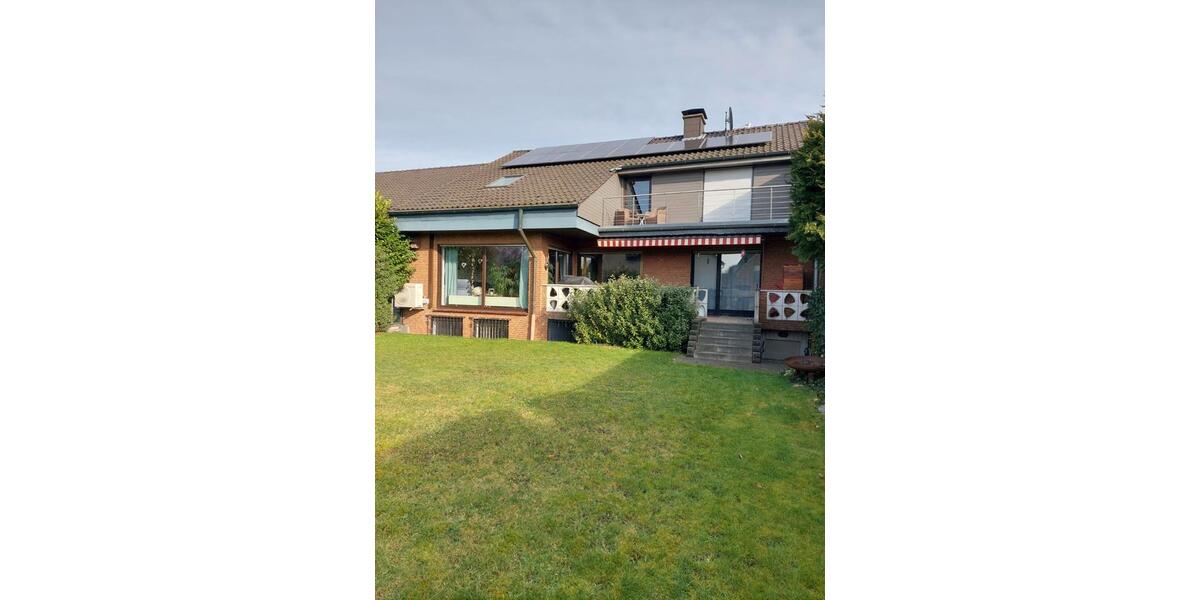Reihenhaus Hünxe - 7 Zimmer, 250 m&sup2;, 485.000&euro; | Angebot:26652136