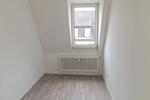 Gepflegte 4-Zimmer-Dachgeschosswohnung zu vermieten! 1Nettokaltmiete frei (2. Monat) 4 zimmer