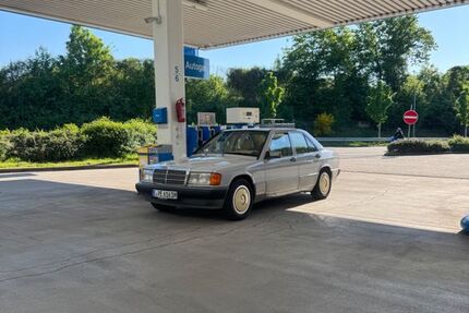 Mercedes-Benz 190 250.000 km 17.650 € Essen 45149