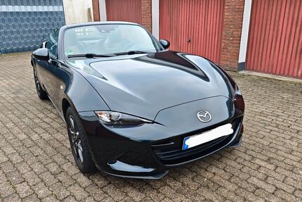 Mazda MX-5 114.000 km 15.200 &euro; Oberhausen 46149