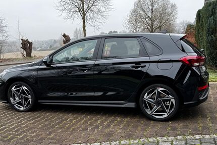 Hyundai i30 2.800 km 26.900 &euro; ESSEN 45359