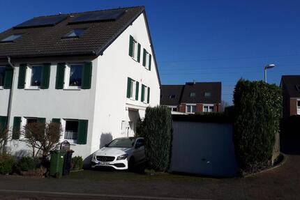 Doppelhaushälfte in Saarn zu verkaufen