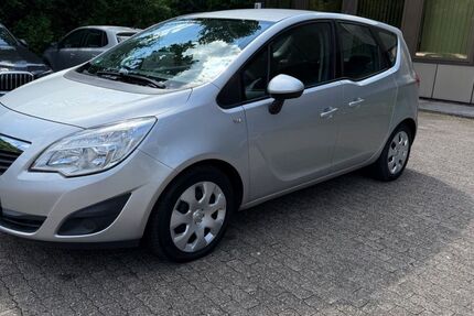 Opel Meriva 44.000 km 5.990 &euro; Duisburg 47058