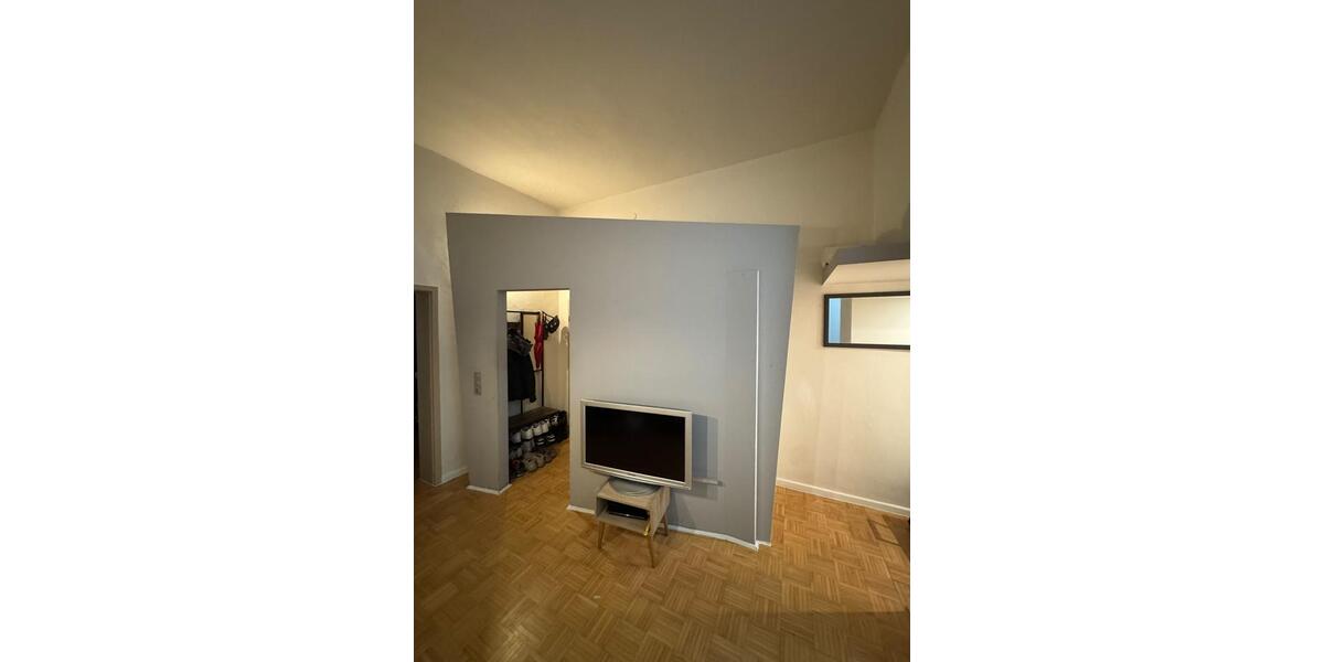 Erdgeschoßwohnung Duisburg Duisburg-Mitte - 3 Zimmer, 76 m&sup2;, 620&euro; | Angebot:27621143