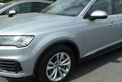 Audi Q7 170.000 km 36.900 &euro; Duisburg 47269