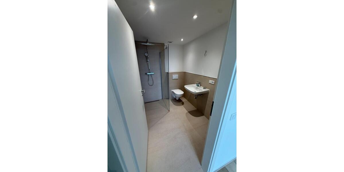Erdgeschoßwohnung Bochum Wiemelhausen - 4 Zimmer, 125 m&sup2;, 1.680&euro; | Angebot:27596772
