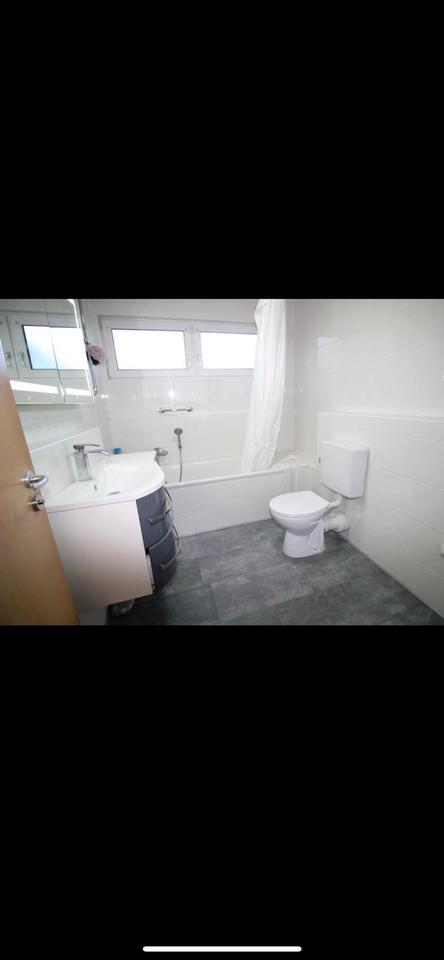 Rheienendhaus In Duisburg Alt-Homberg Bj-2004 zimmer