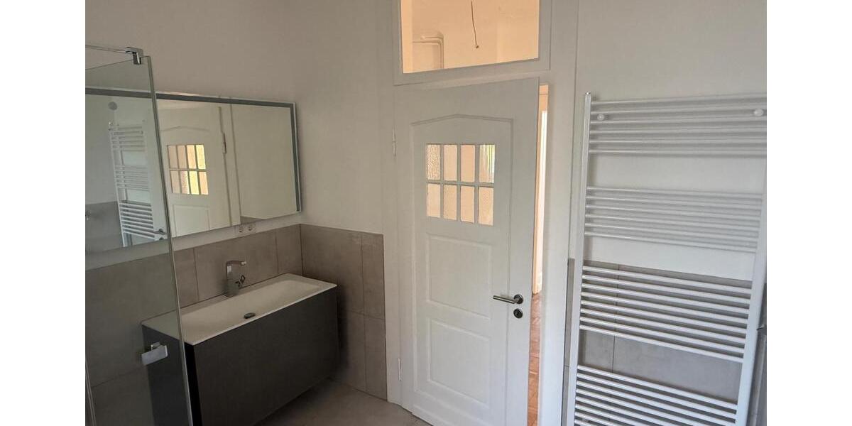 Etagenwohnung Duisburg - 4 Zimmer, 120 m&sup2;, 349.000&euro; | Angebot:26794303