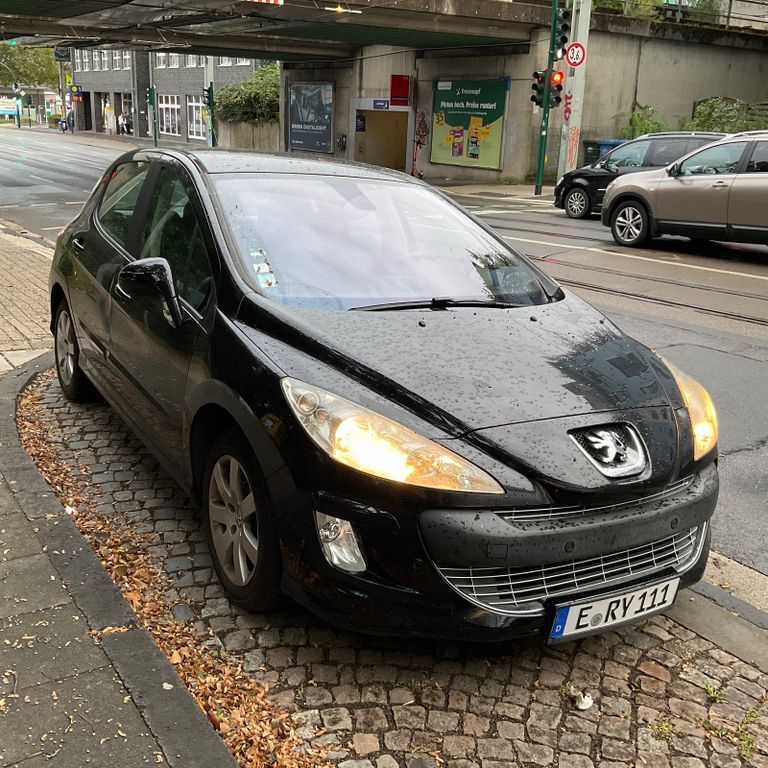 Peugeot 308 170.000 km 4.000 € Essen 45355
