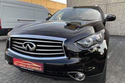 INFINITI QX70 250.000 km 13.900 € Essen 45356